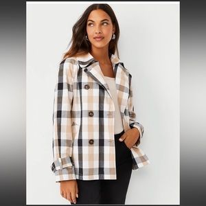 🤩 Ann Taylor Trench🧥